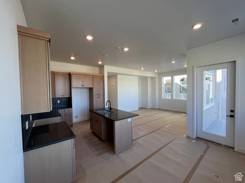 Photo 2 for MLS #2111393 at 883 W Hobble Creek Ct #91