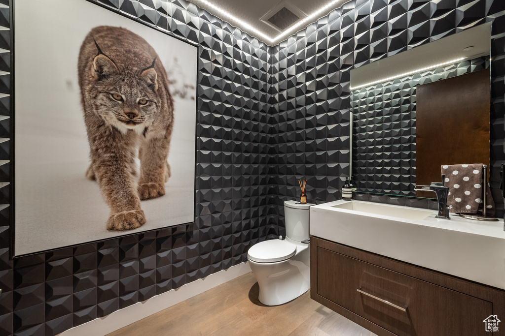 Photo 10 for MLS #2111396 at 2549 Enclave Ln #35