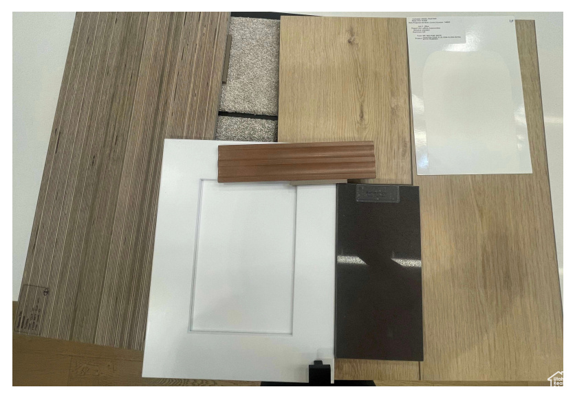 Photo 17 for MLS #2111400 at 884 W Huntington River Dr #101