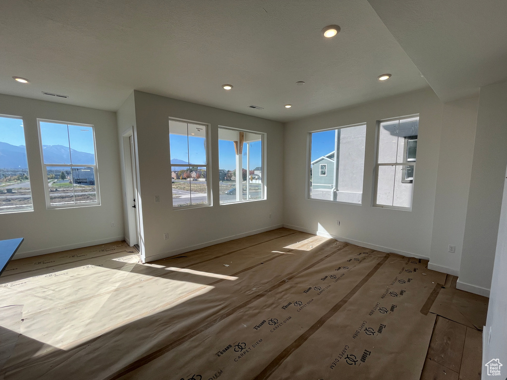 Photo 2 for MLS #2111400 at 884 W Huntington River Dr #101