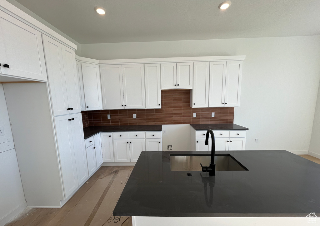 Photo 5 for MLS #2111400 at 884 W Huntington River Dr #101