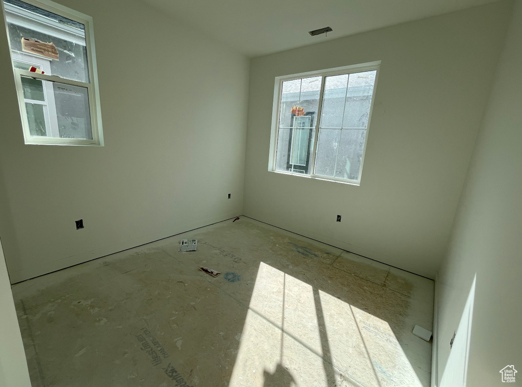 Photo 11 for MLS #2111400 at 884 W Huntington River Dr #101