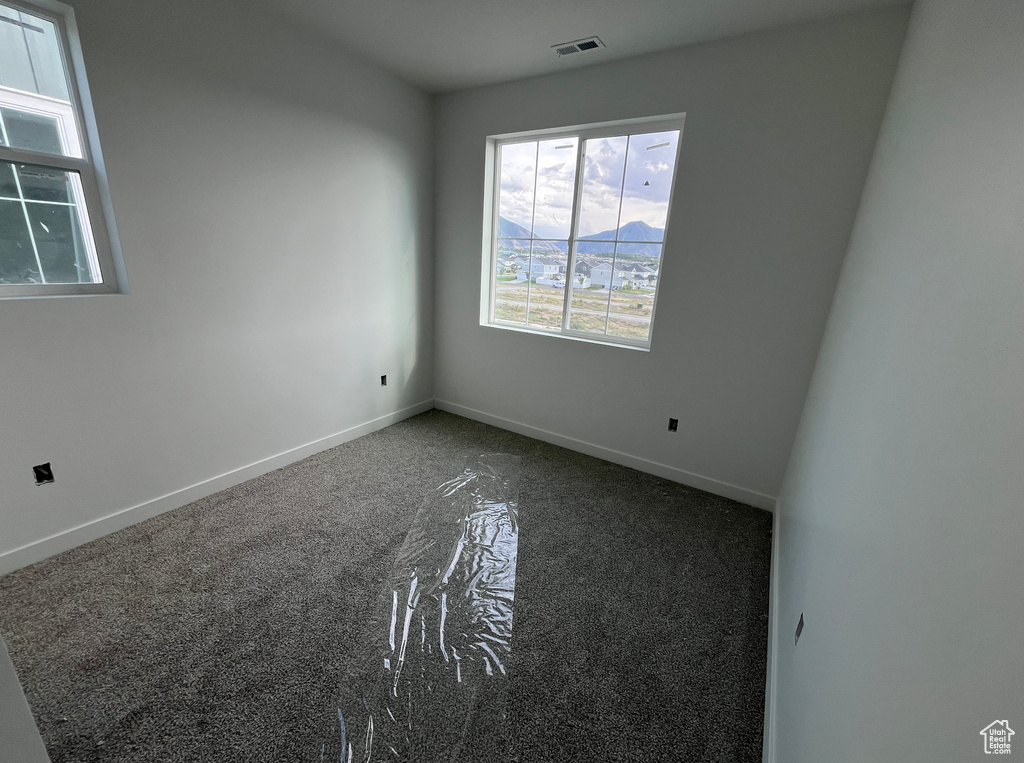 Photo 13 for MLS #2111404 at 896 W Huntington River Dr #102