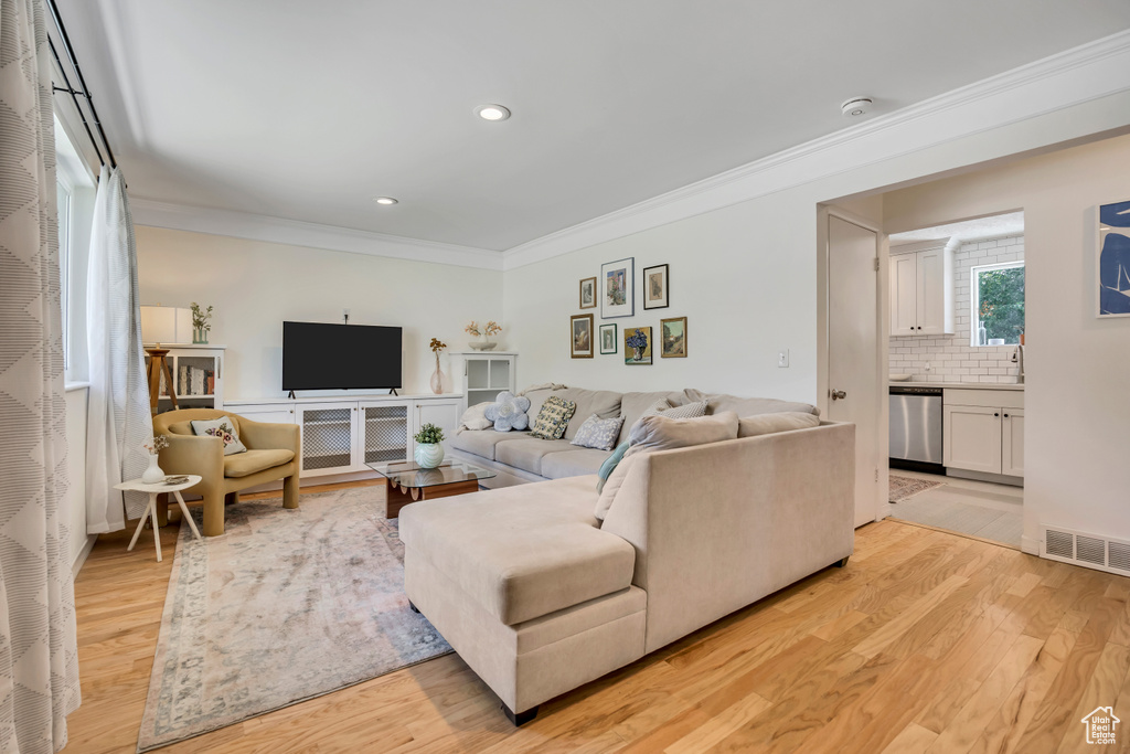 Photo 4 for MLS #2111407 at 7722 S 1100 East