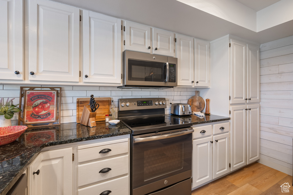 Photo 18 for MLS #2111410 at 300 W 2025 South #26