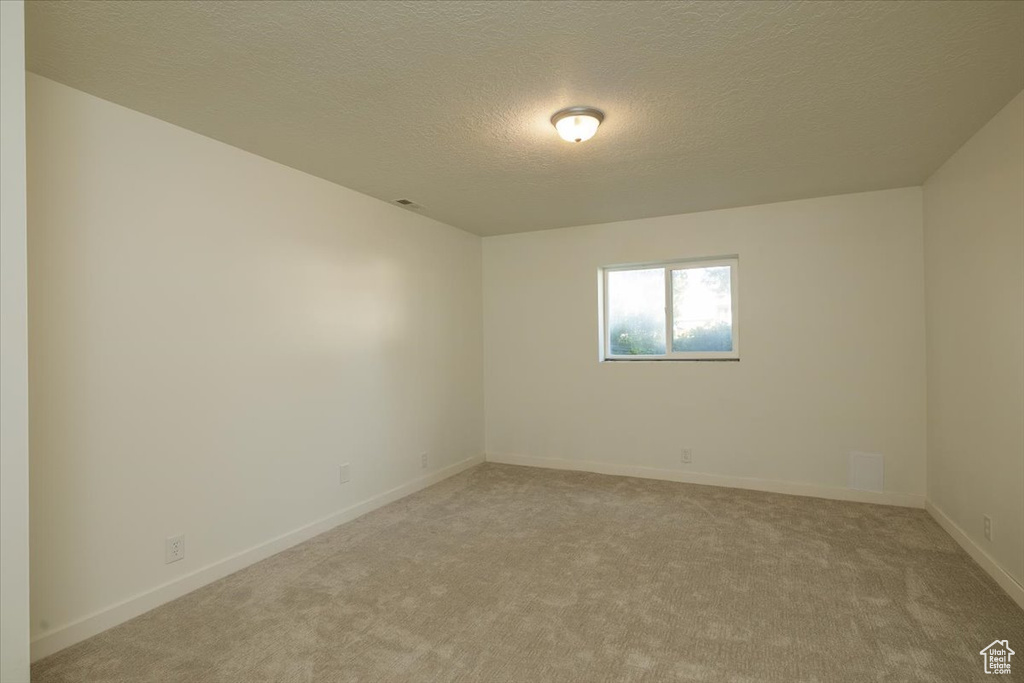 1321 S 840 W Woods Cross, UT 84087