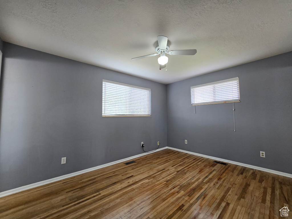 Photo 22 for MLS #2111418 at 5860 Kingston Way