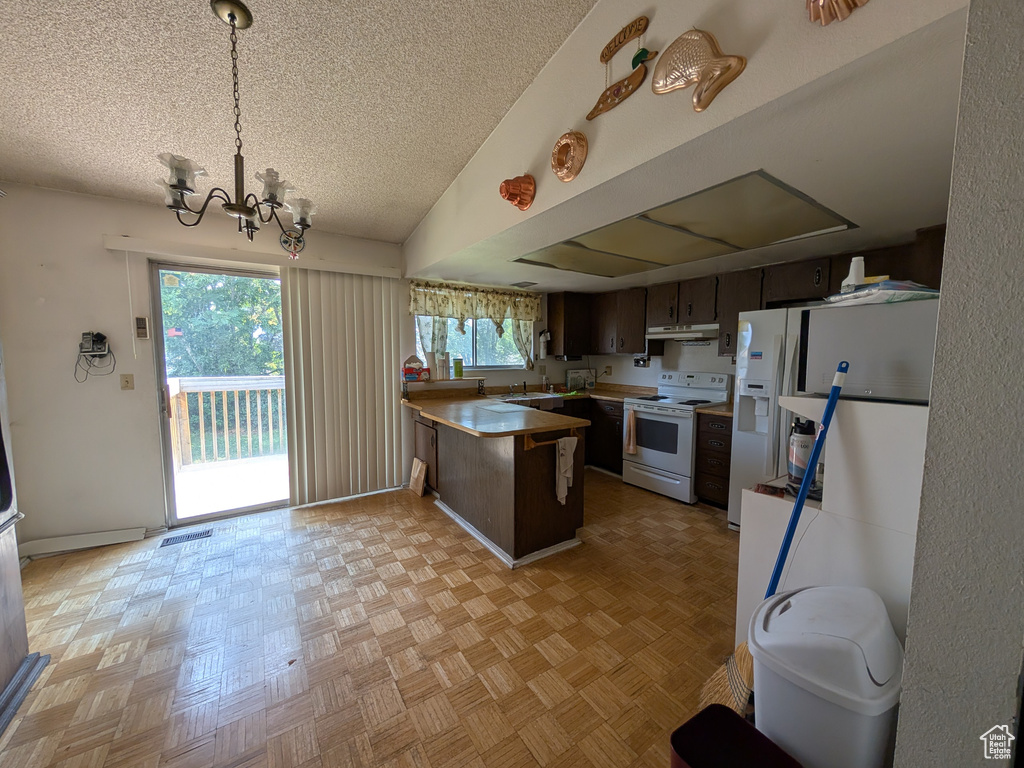 6855 S RUNNING SPRINGS DR West Jordan, UT 84084