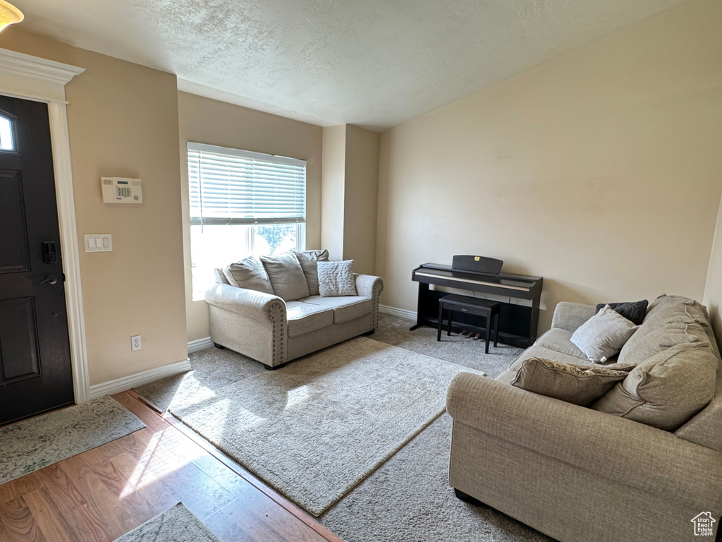 1449 N 2475 W Clinton, UT 84015