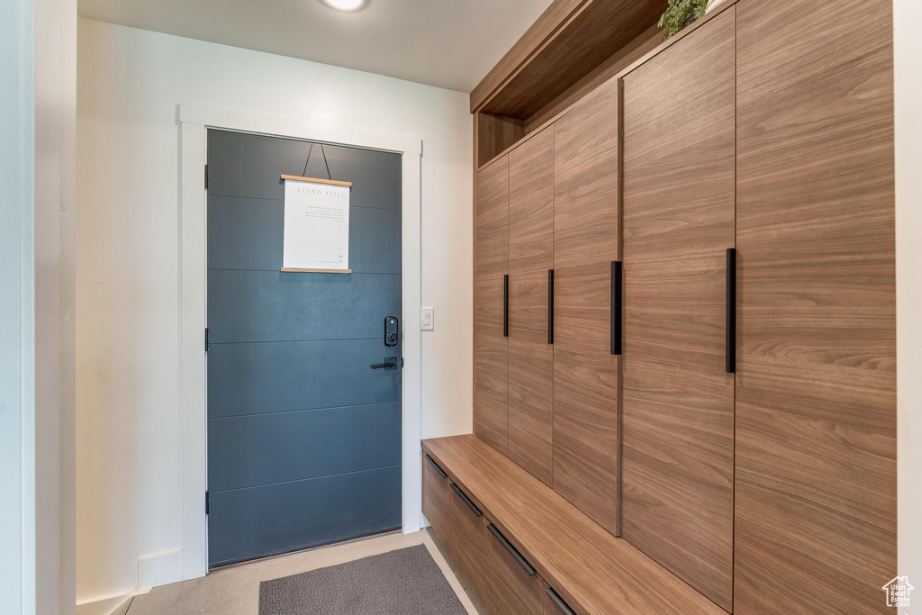 Photo 13 for MLS #2111445 at 578 N Locust Ave
