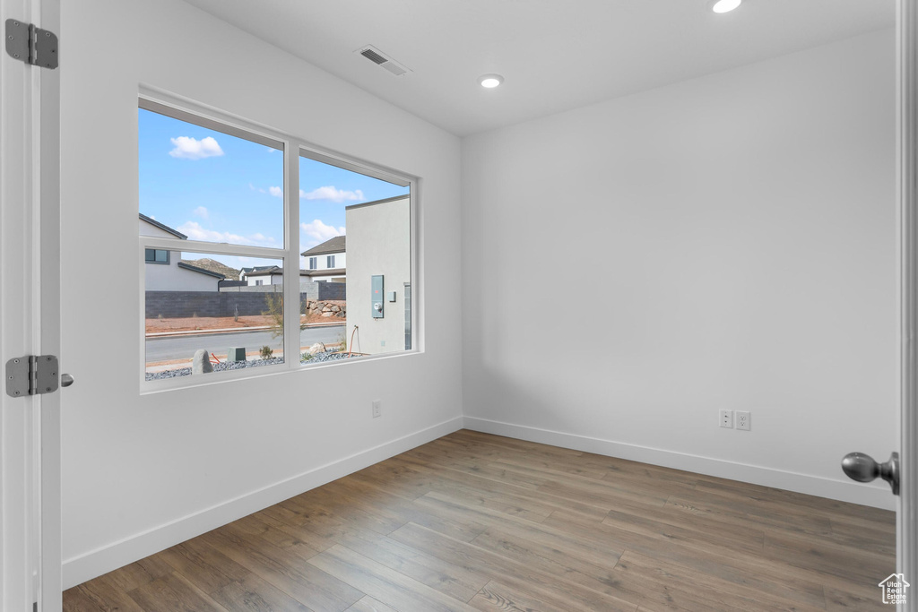 Photo 9 for MLS #2111455 at 1885 S Cyclone Dr #251