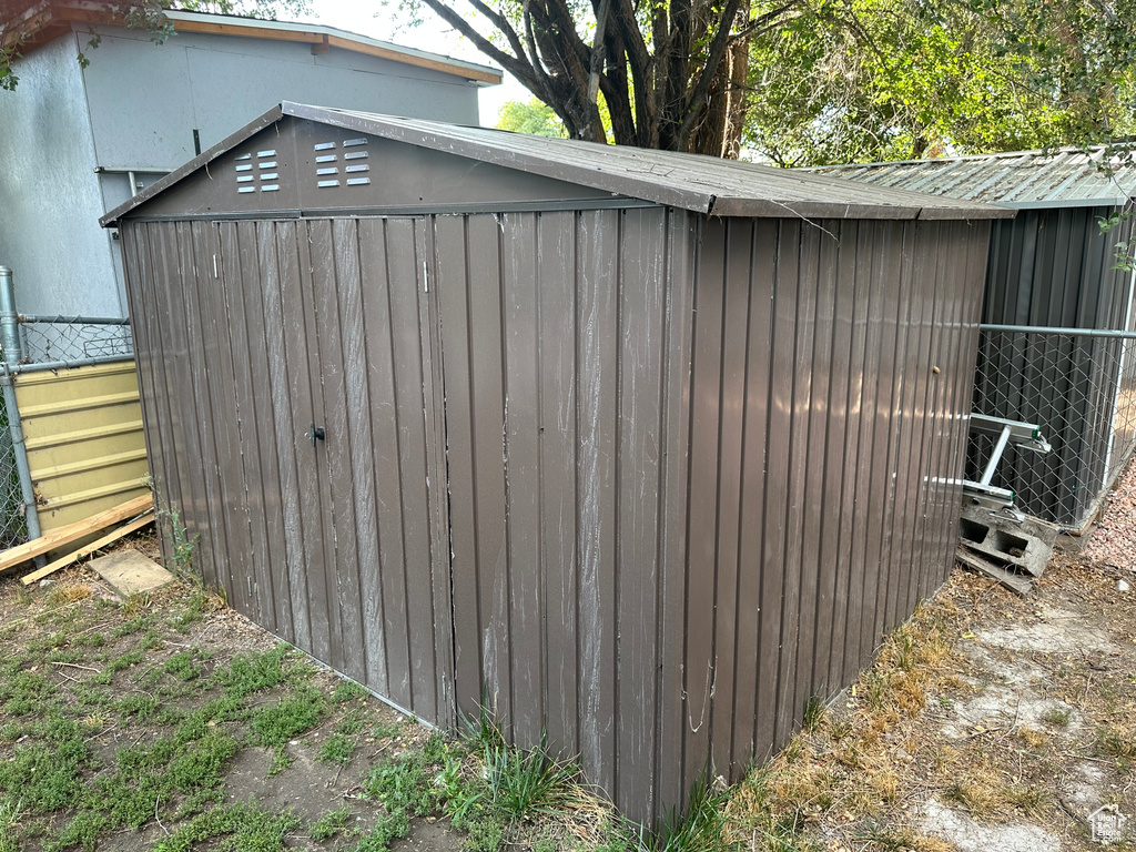 Photo 19 for MLS #2111470 at 1375 W 500 North #95