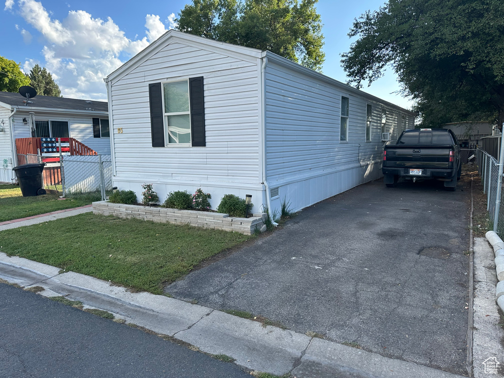 Photo 16 for MLS #2111470 at 1375 W 500 North #95