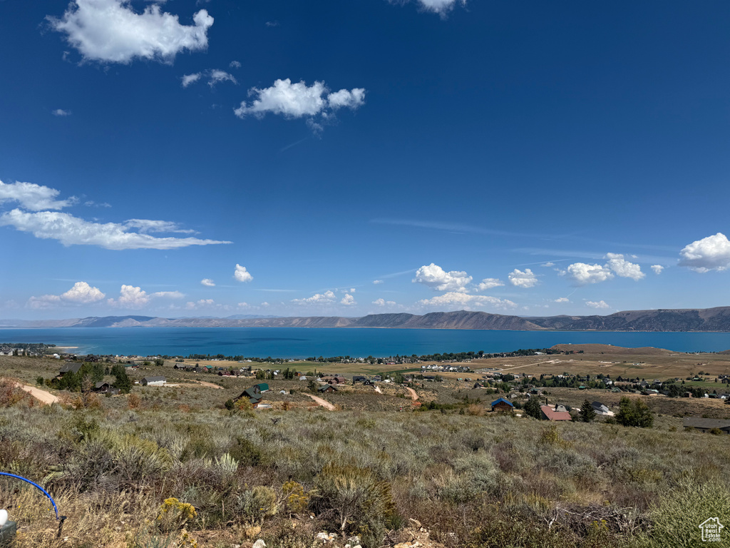 819 W SNOWBERRY CIR Garden City, UT 84028