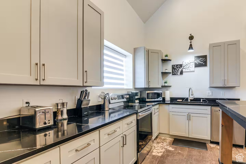 85 N 100 W Hatch, UT 84735