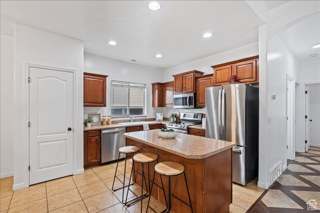 6104 W PEACH RIDGE WAY Salt Lake City, UT 84128