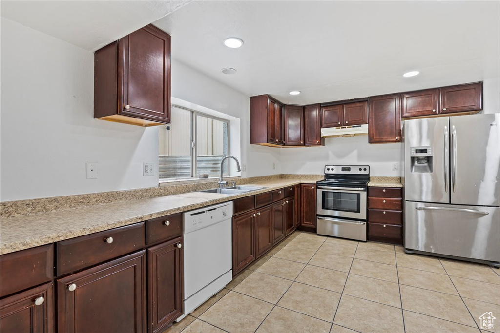 6104 W PEACH RIDGE WAY Salt Lake City, UT 84128