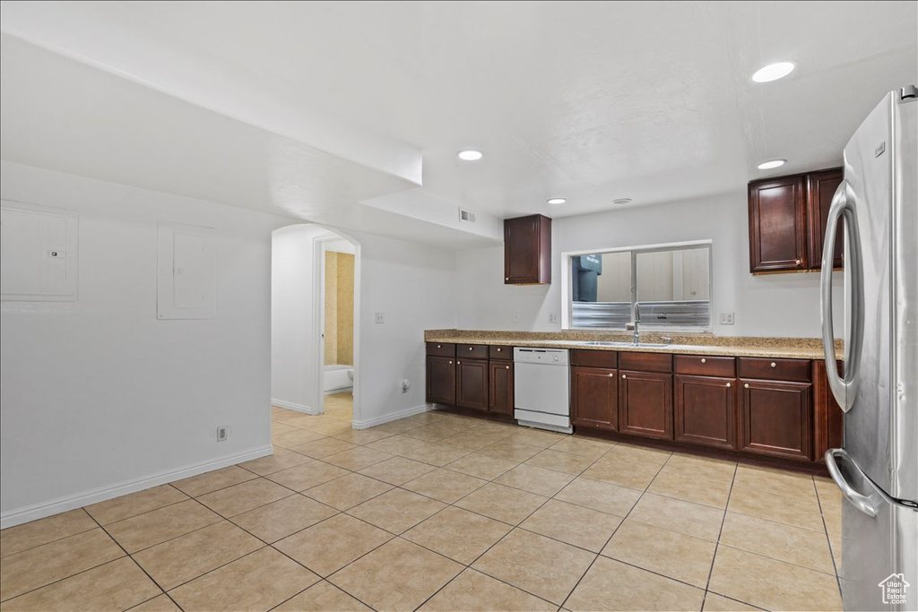 6104 W PEACH RIDGE WAY Salt Lake City, UT 84128