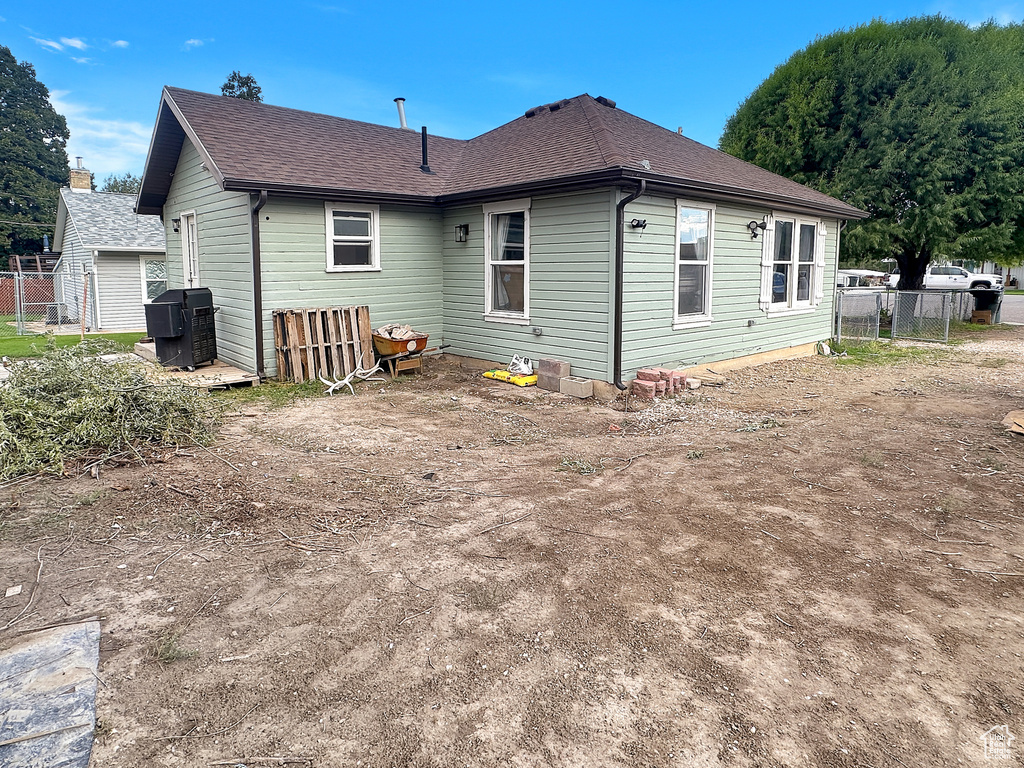 250 W MILL RD Ferron, UT 84523