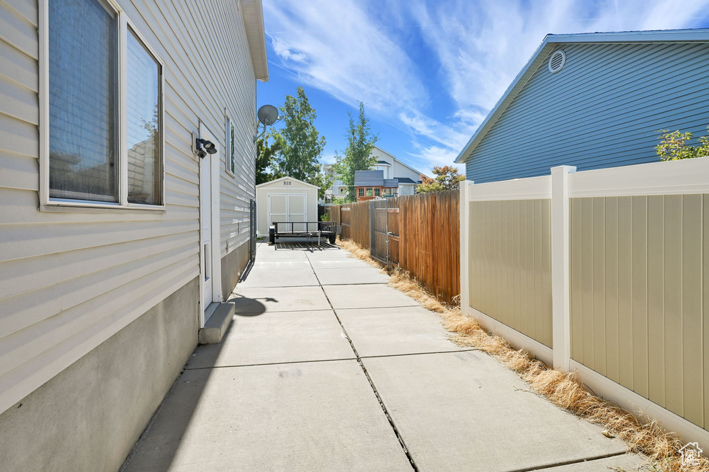 4118 WESTLAKE DR Roy, UT 84067