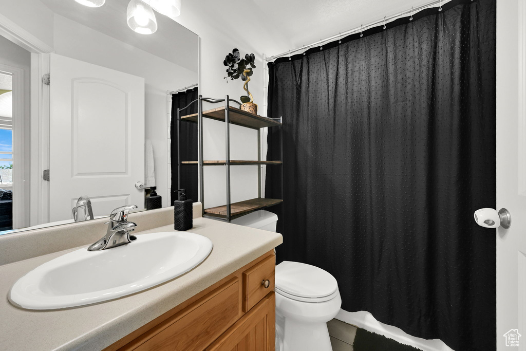 4118 WESTLAKE DR Roy, UT 84067