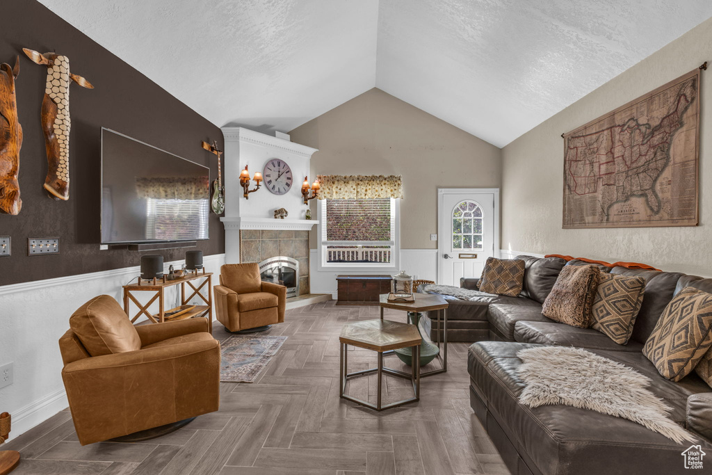 Photo 13 for MLS #2111540 at 896 E Chalk Creek Rd