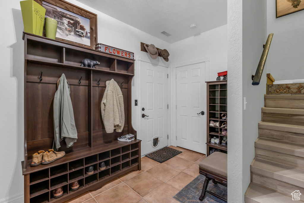 Photo 4 for MLS #2111540 at 896 E Chalk Creek Rd