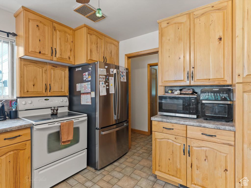 Photo 17 for MLS #2111556 at 71 W 300 North