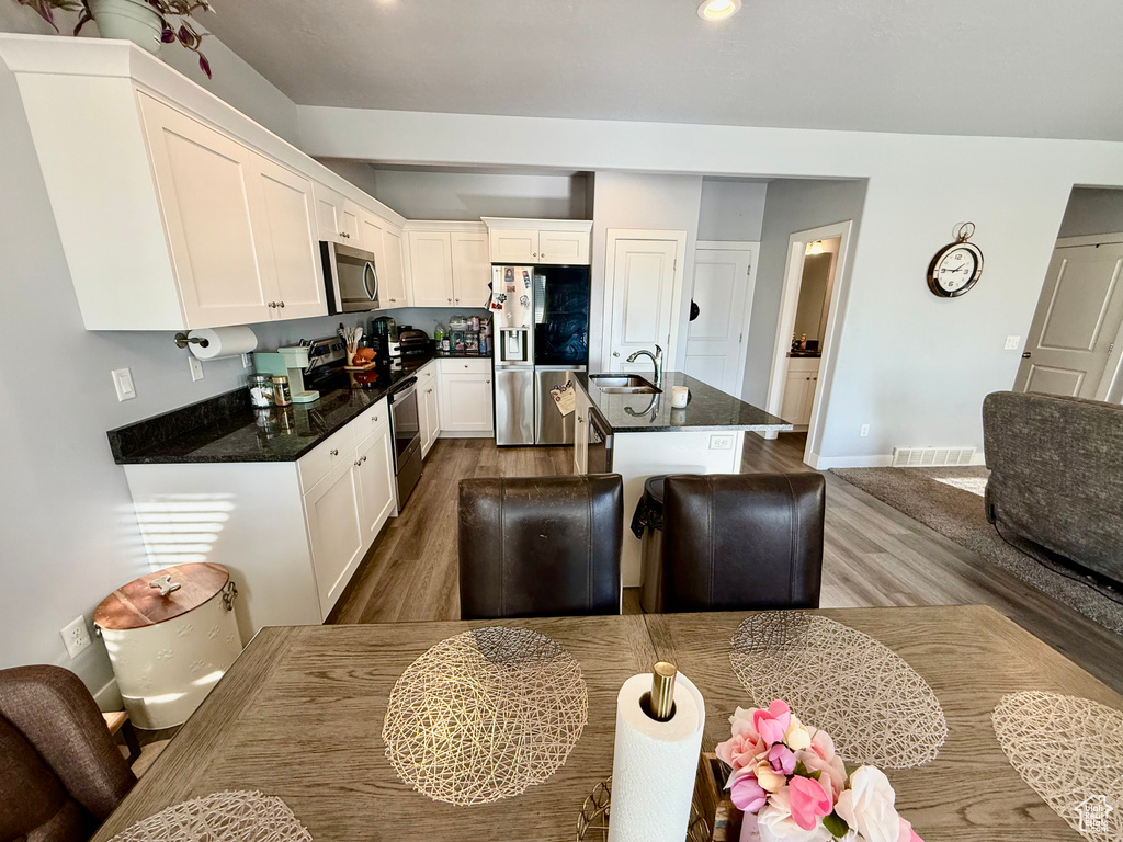 Photo 10 for MLS #2111565 at 1021 E 1225 South #A
