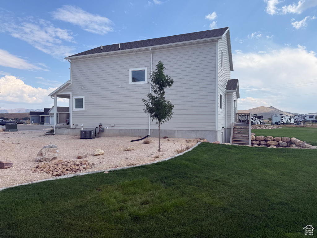 Photo 4 for MLS #2111572 at 2229 S Beachcomber Ln