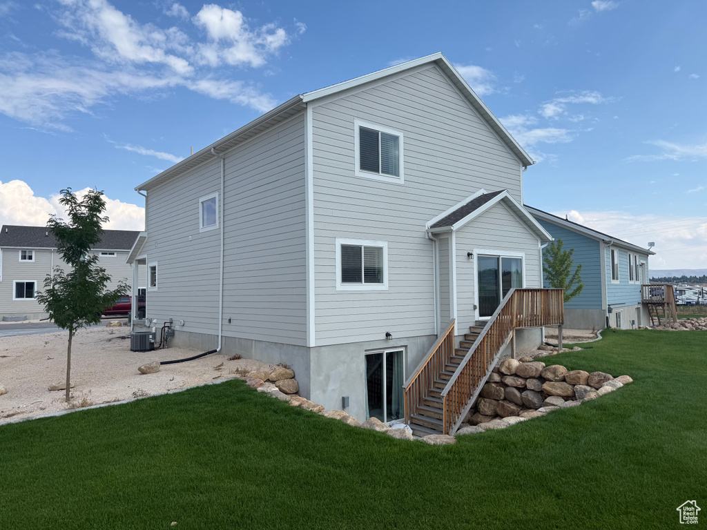 Photo 5 for MLS #2111572 at 2229 S Beachcomber Ln