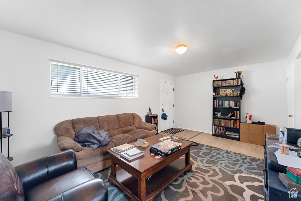 Photo 9 for MLS #2111573 at 902 W 1500 North