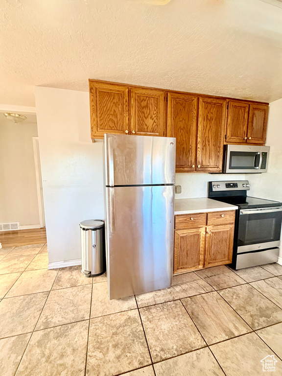 Photo 19 for MLS #2111578 at 180 W 400 North