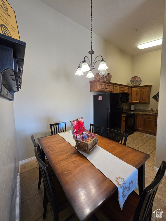 Photo 6 for MLS #2111585 at 2511 Redcliff Rd #1J
