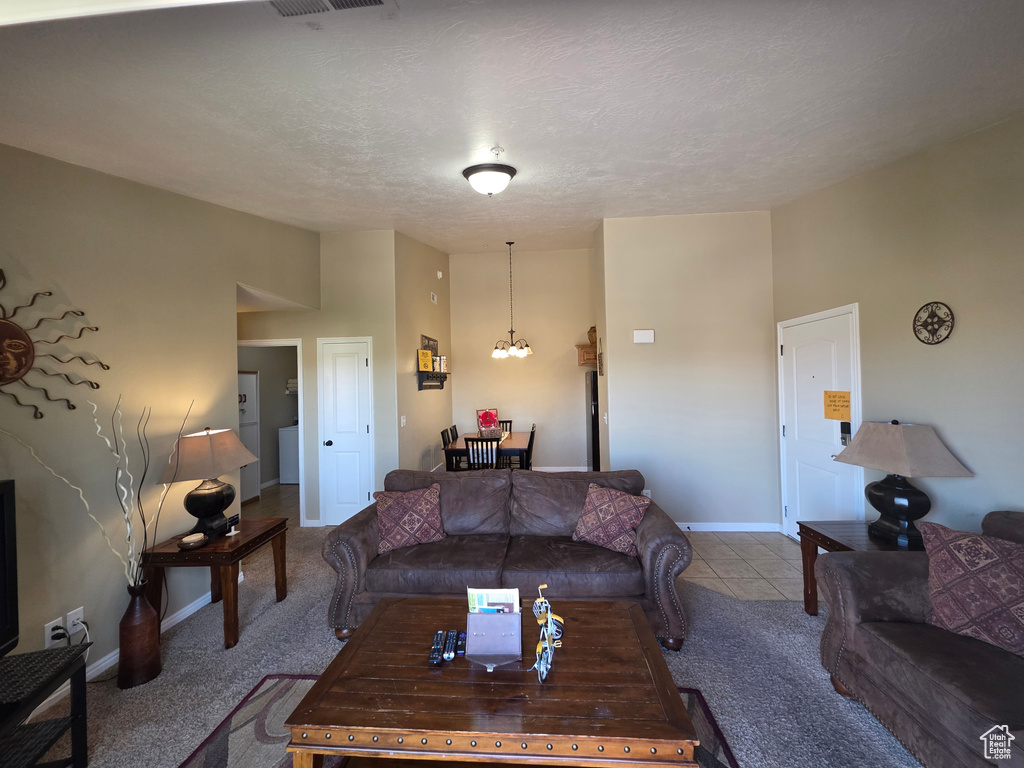 Photo 2 for MLS #2111585 at 2511 Redcliff Rd #1J