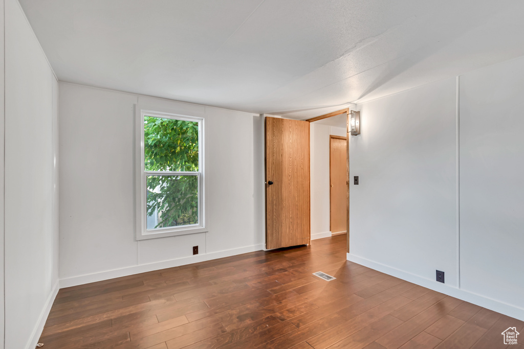Photo 11 for MLS #2111586 at 6481 S 1090 West #133