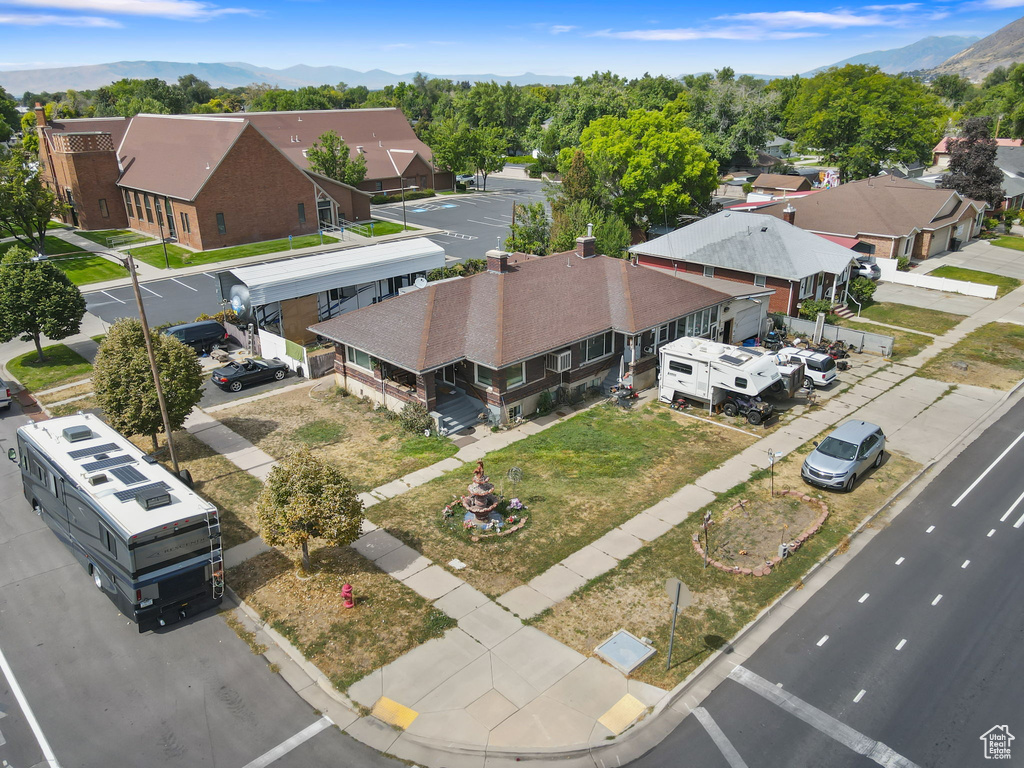 393 E CENTER Springville, UT 84663