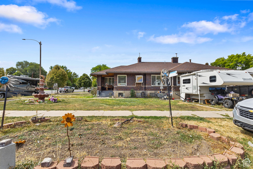 393 E CENTER Springville, UT 84663