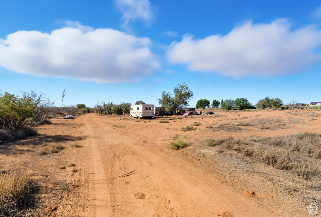 9068 E HIGHWAY 40 Gusher, UT 84026