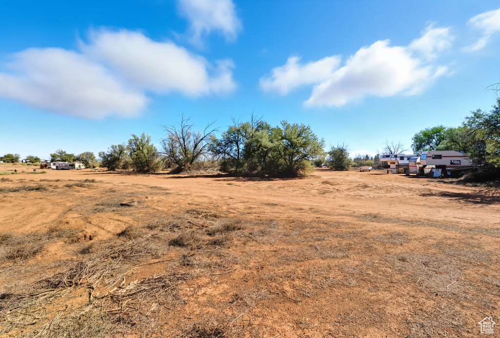 9068 E HIGHWAY 40 Gusher, UT 84026