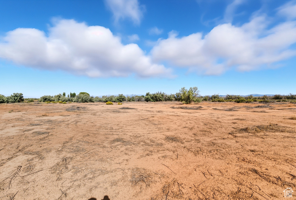 9068 E HIGHWAY 40 Gusher, UT 84026