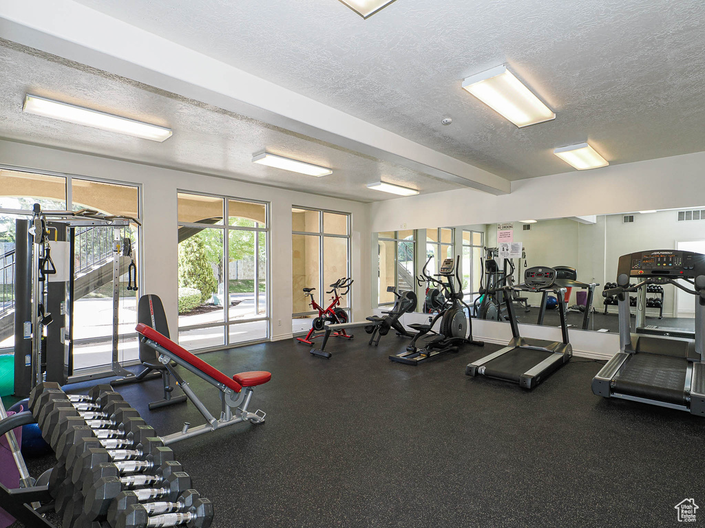 194 ALBION VILLAGE WAY #402 Sandy, UT 84070