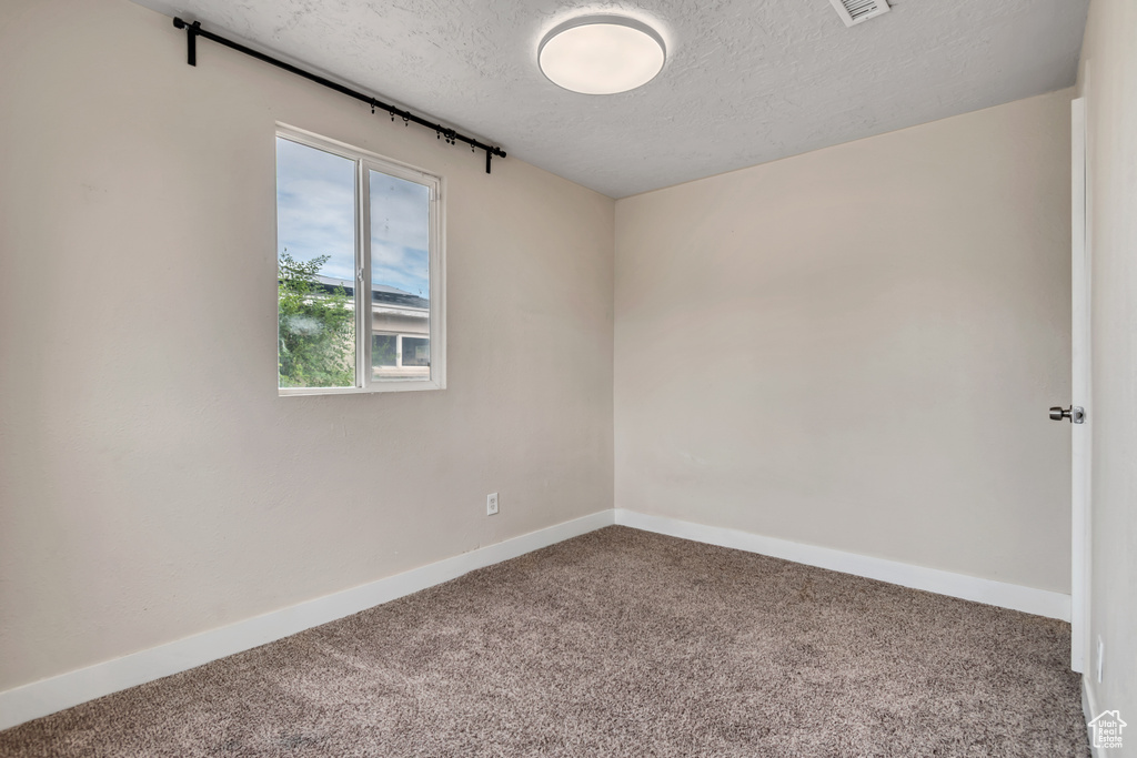 Photo 13 for MLS #2111608 at 4585 W 4895 South