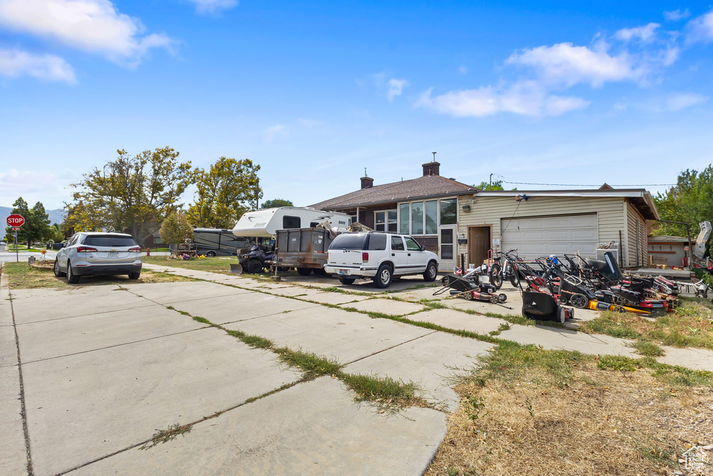 393 E CENTER ST Springville, UT 84663