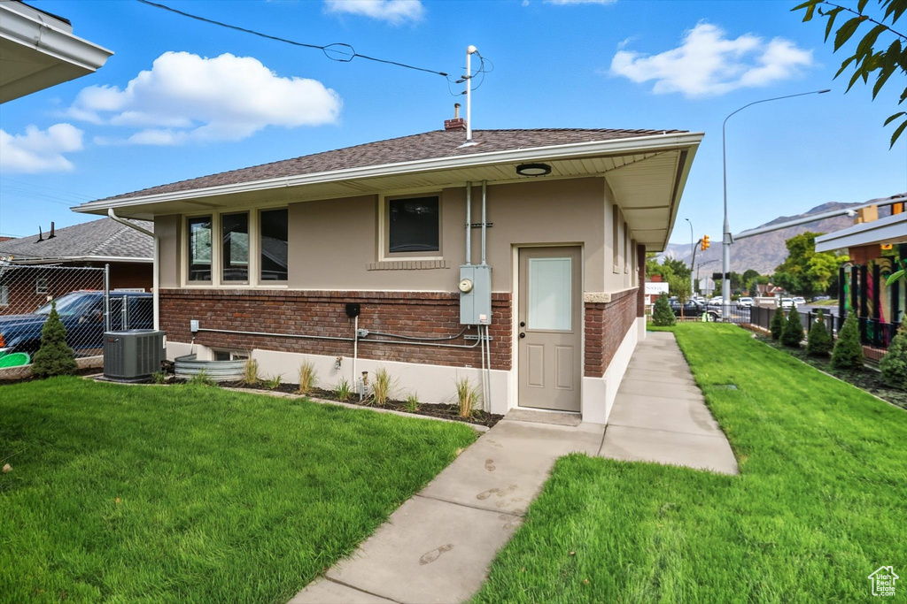 1183 E 28TH ST Ogden, UT 84403