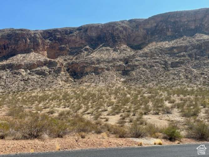 3391 S 850 W Hurricane, UT 84737