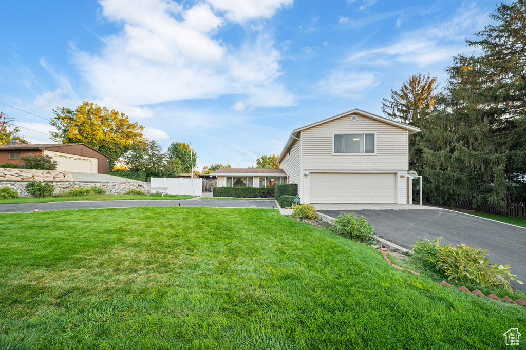 Photo 2 for MLS #2111621 at 99 W 400 North