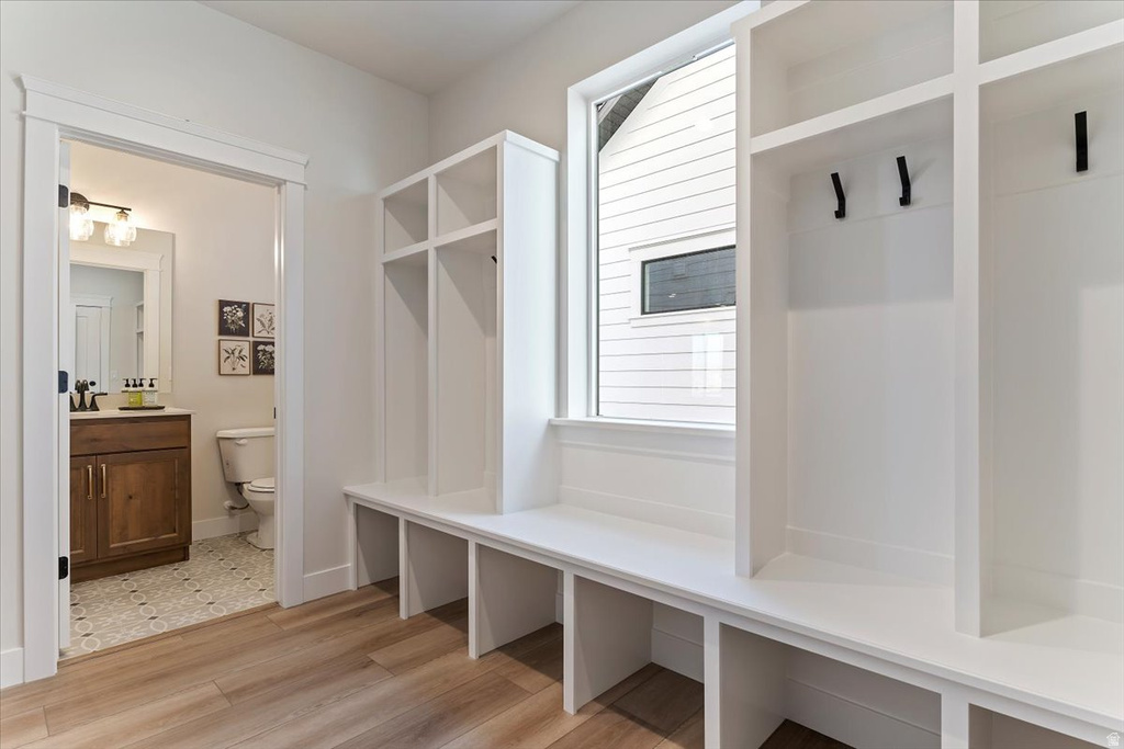 380 S 4300 W #608 West Point, UT 84015