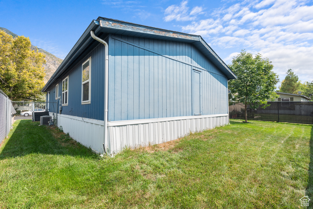 Photo 22 for MLS #2111636 at 1025 N 300 West #49