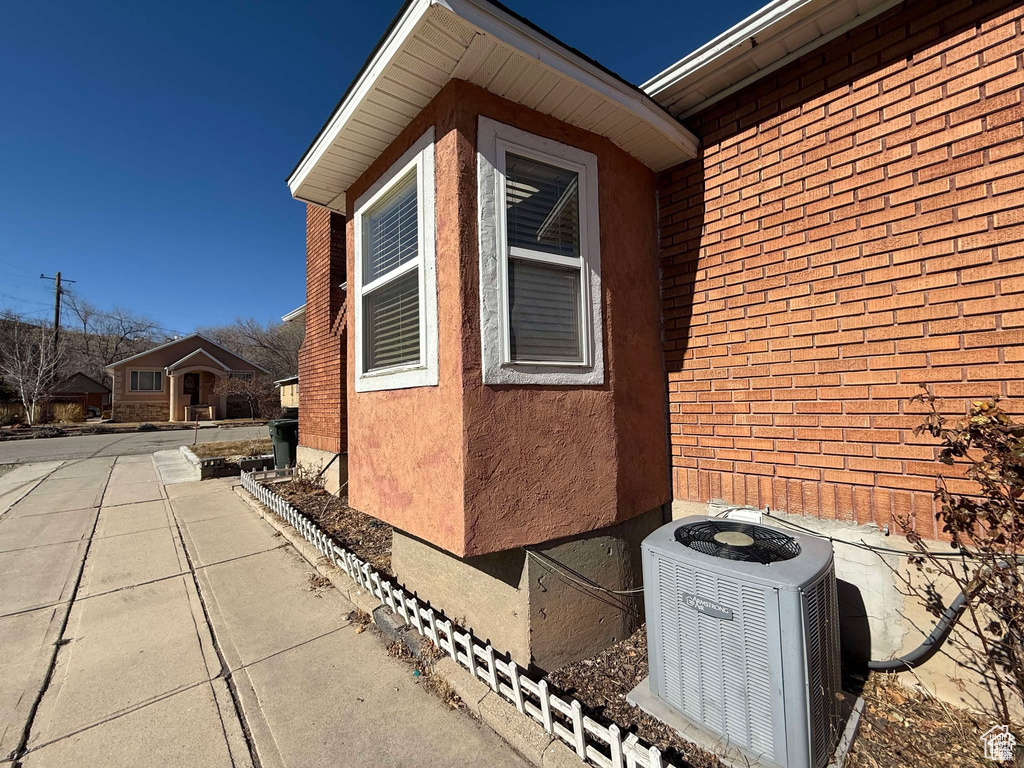 73 GARDEN ST Helper, UT 84526
